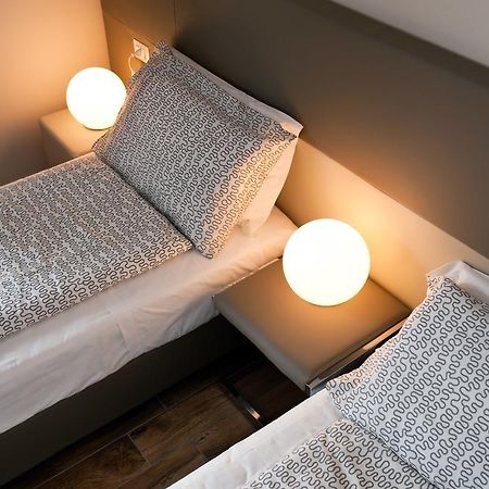 B&B Raffaello A Mare Montesilvano Marina Szoba fotó