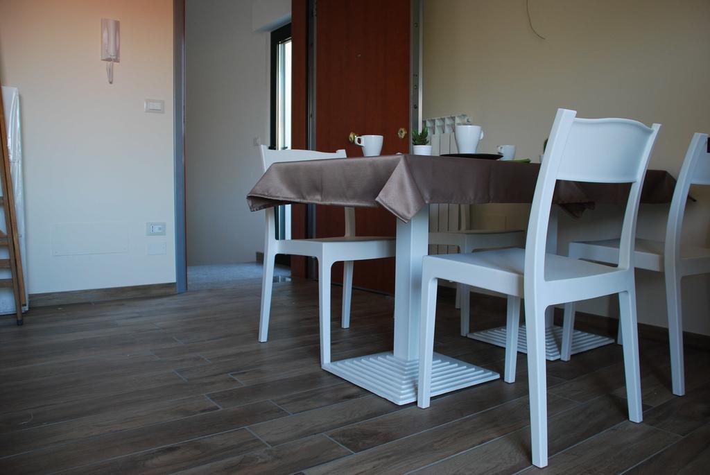 B&B Raffaello A Mare Montesilvano Marina Kültér fotó